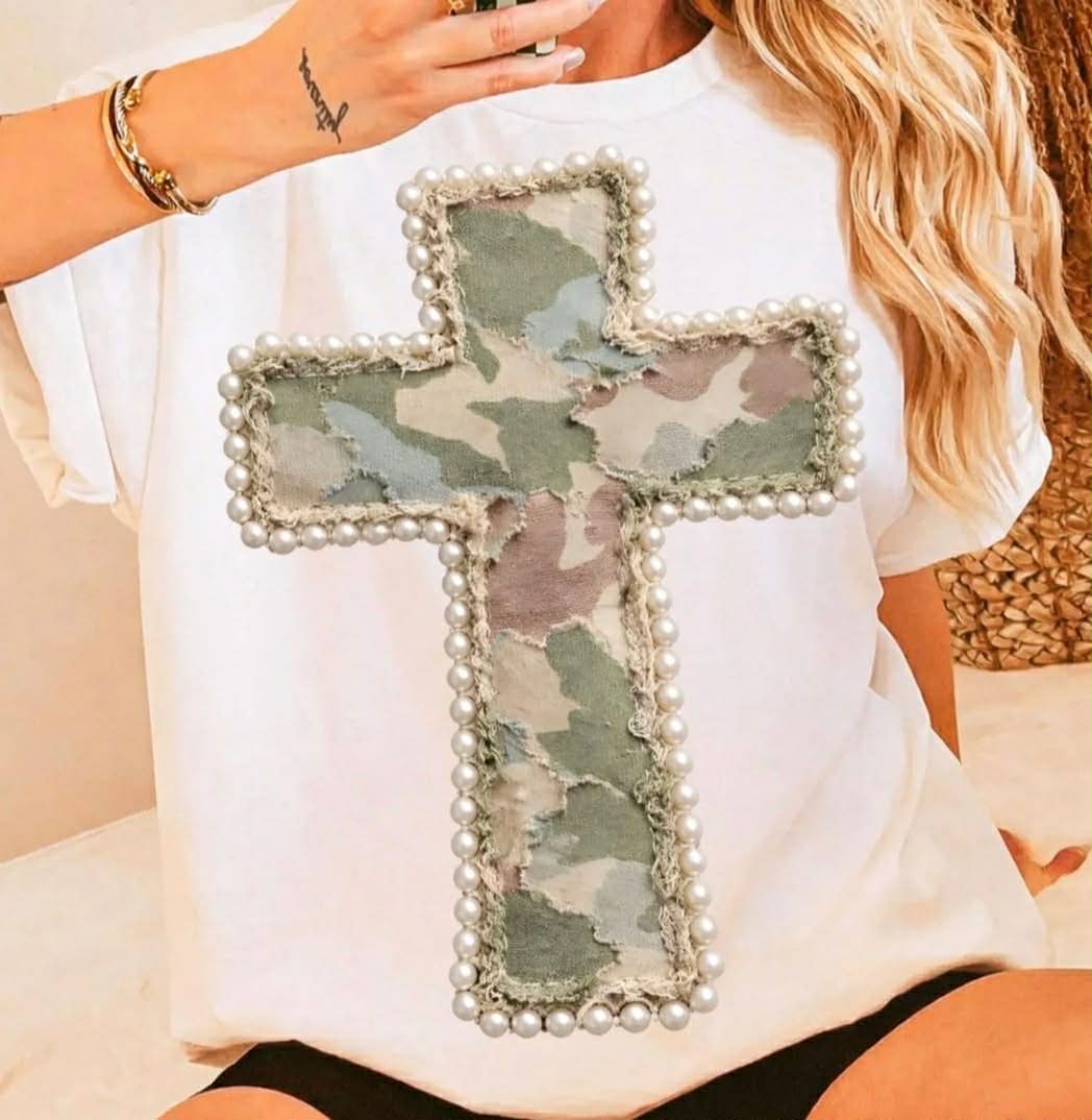 Duck Camo Cross - UNISEX GRAPHIC Tee