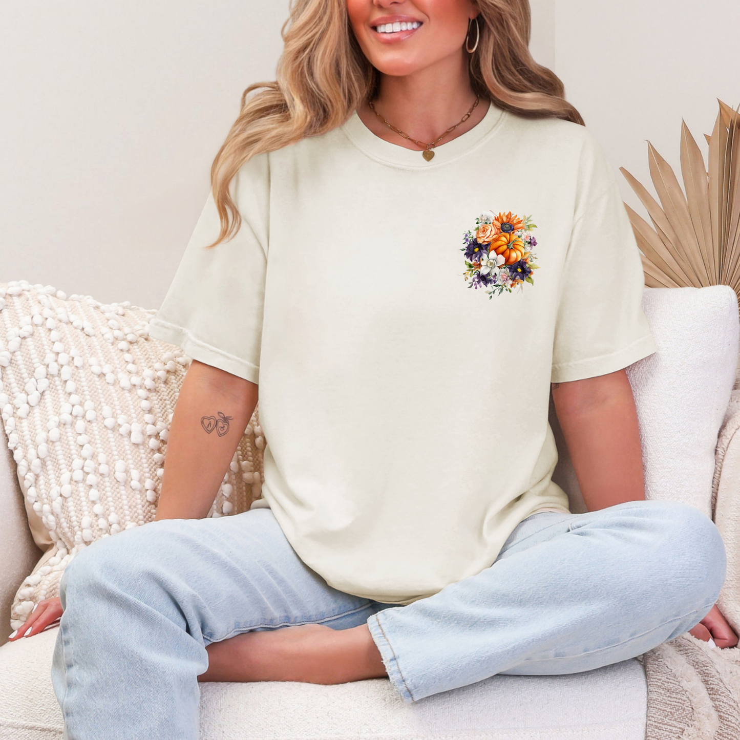 Wholesale Flower with Pumpkin Bouquet Graphic Tee - CC Ivory Tee