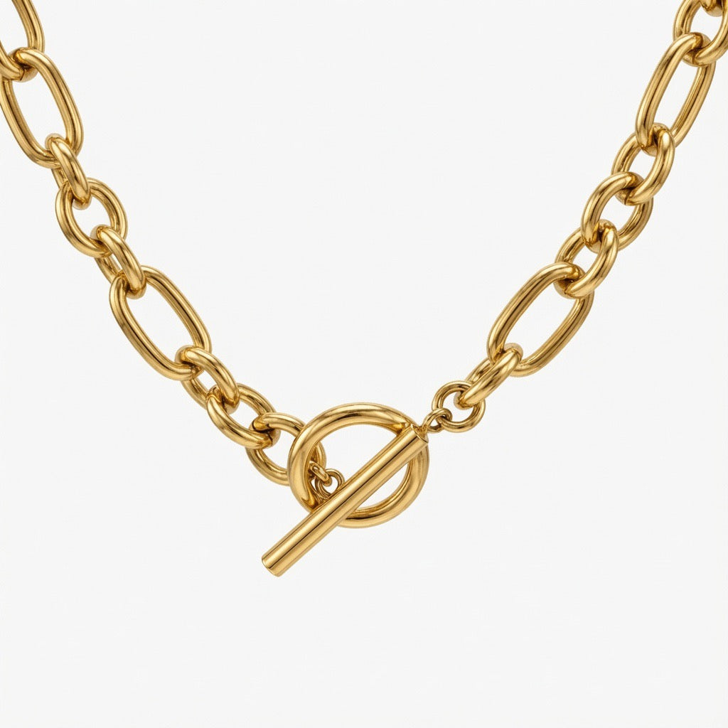 Kelly Toggle Necklace