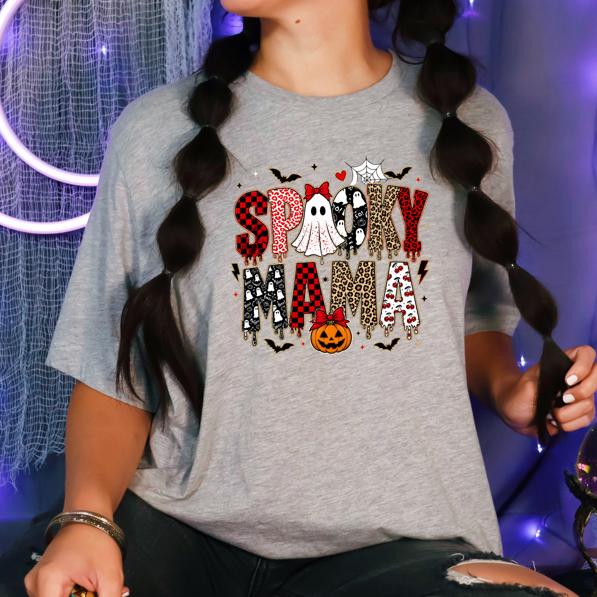 Wholesale Spooky Mama Cheetah Graphic Tee - Grey