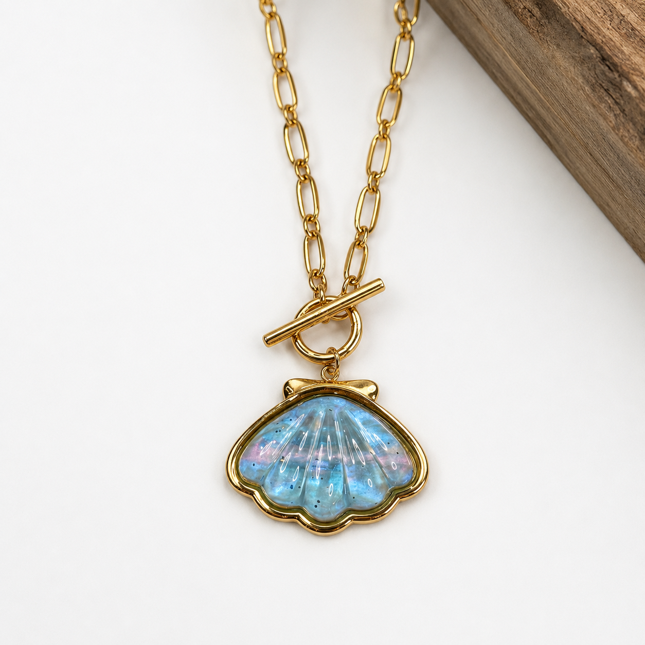Shelly Necklace