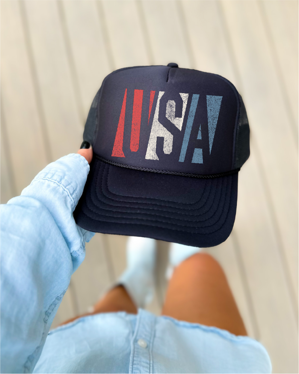 USA- UNISEX BLACK TRUCKER HAT